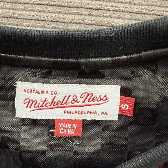 Mitchell & Ness Chicago Bulls Top Men Small Black Polyester Sublimated. - Picture 4 of 9